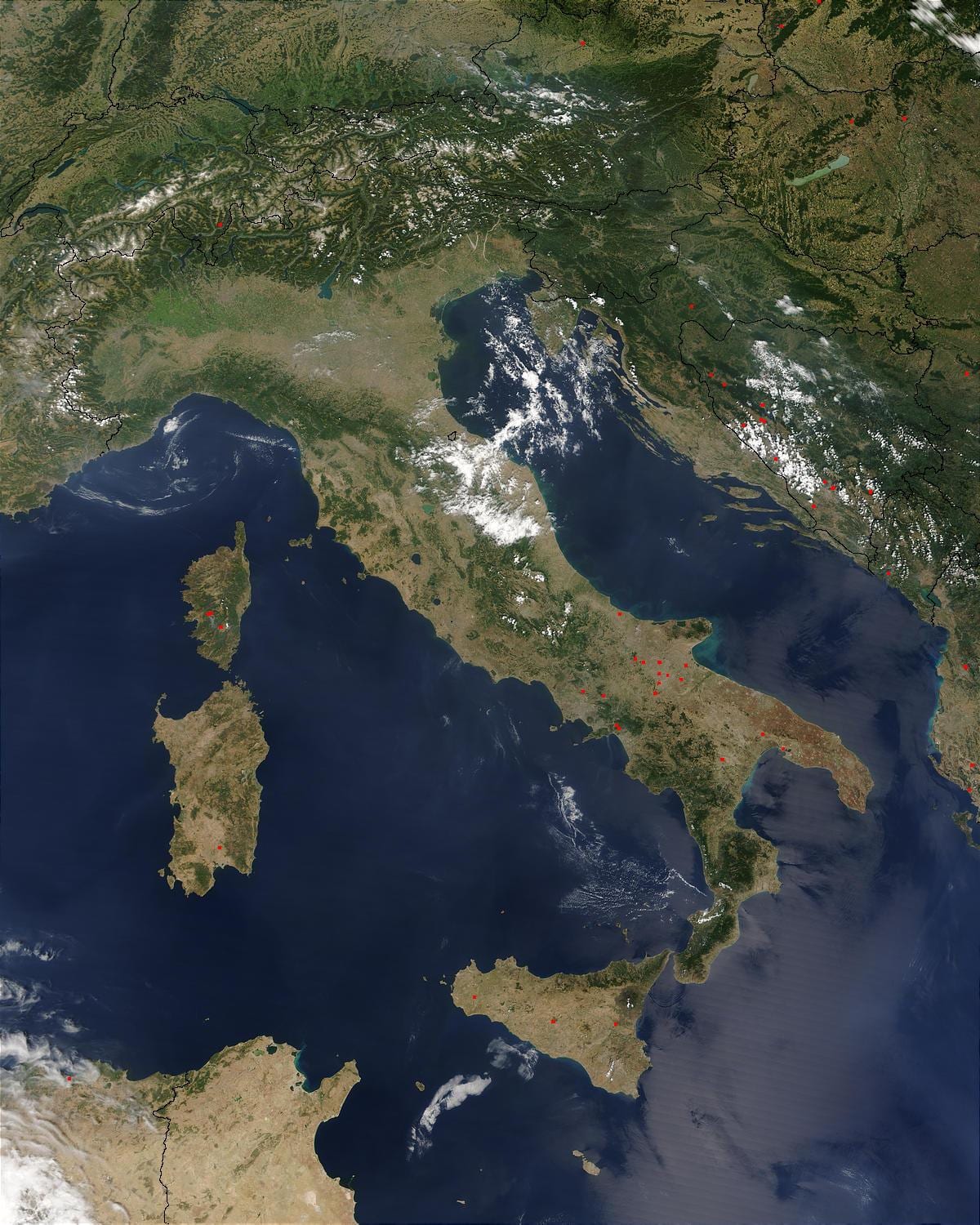 mapa de Italia satélite